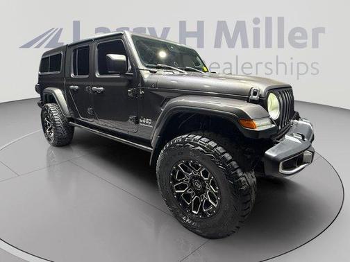 Granite Crystal Clearcoat Metallic 2020 Jeep Gladiator Overland