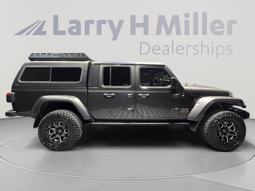 Granite Crystal Clearcoat Metallic 2020 Jeep Gladiator Overland