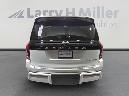 2025 Nissan Armada Platinum