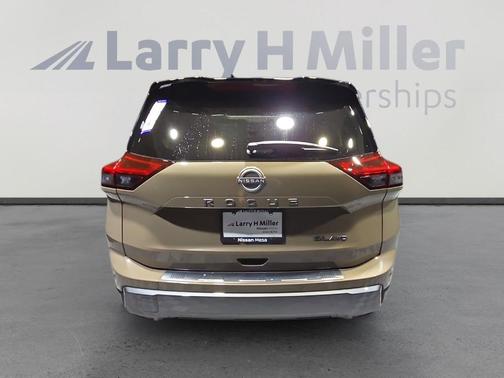 2025 Nissan Rogue SL