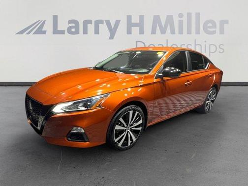 2022 Nissan Altima 2.5 SR
