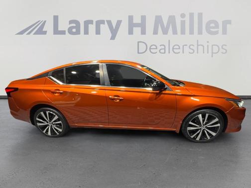 2022 Nissan Altima 2.5 SR