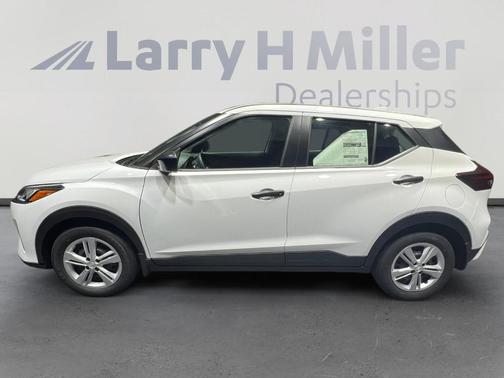 2025 Nissan Kicks Play S