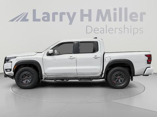 Glacier White 2027 Nissan Frontier PRO-X