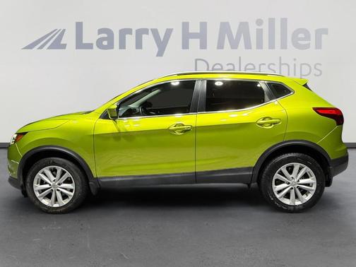 2017 Nissan Rogue Sport SV