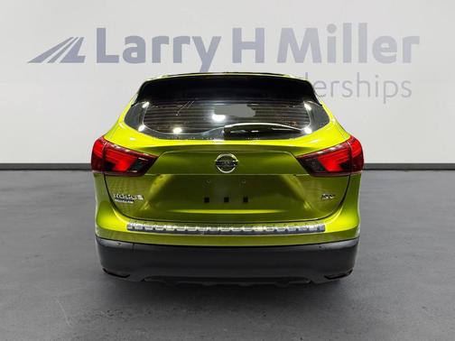 2017 Nissan Rogue Sport SV