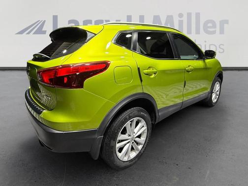 2017 Nissan Rogue Sport SV