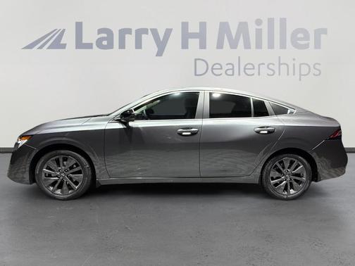 Gun Metallic 2026 Nissan Sentra SL
