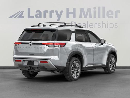 White / Black 2026 Nissan Pathfinder Platinum