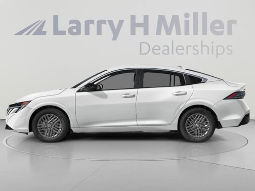 Cloud White 2027 Nissan Sentra SV