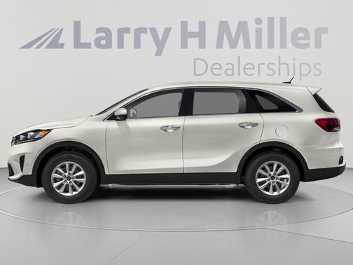 Snow White Pearl 2019 Kia Sorento LX V6