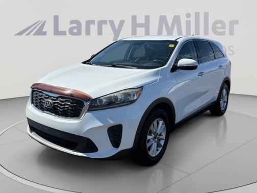 Snow White Pearl 2019 Kia Sorento LX V6