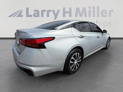 Brilliant Silver Metallic 2021 Nissan Altima 2.5 S