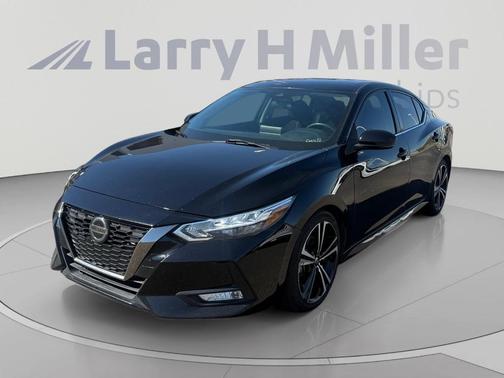 Black 2020 Nissan Sentra SR