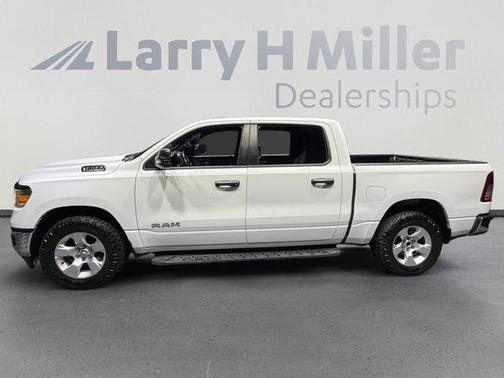 Bright White Clearcoat 2023 RAM 1500 Big Horn