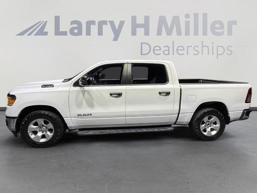 Bright White Clearcoat 2023 RAM 1500 Big Horn