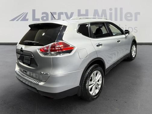Brilliant Silver 2015 Nissan Rogue SV