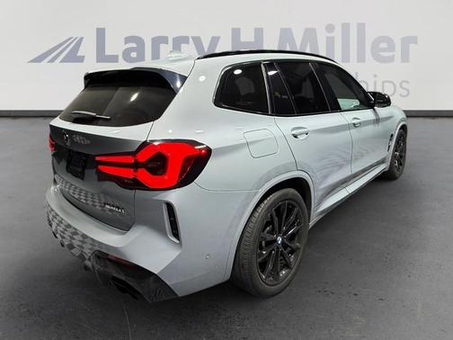 2022 BMW X3 M40i