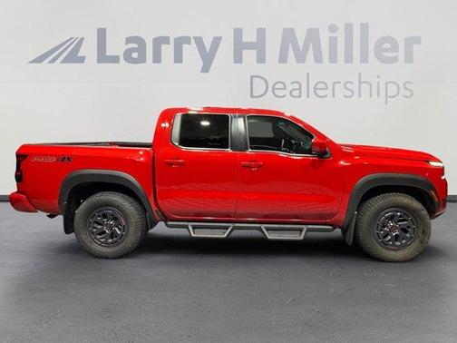 Red Alert 2025 Nissan Frontier PRO-4X