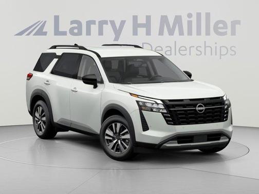 Pearl 2026 Nissan Pathfinder SL
