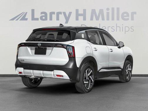 Aspen White Tricoat 2026 Nissan Kicks SV