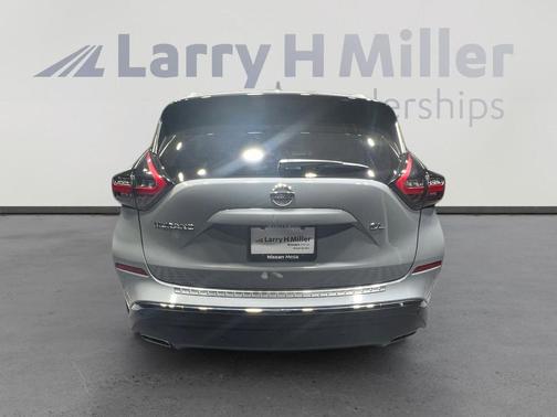 2022 Nissan Murano SL