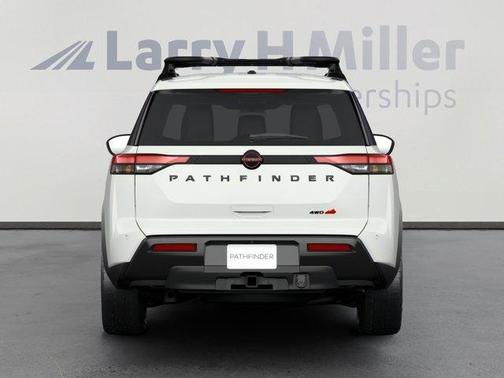 Everest White P 2026 Nissan Pathfinder Rock Creek