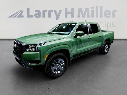 2025 Nissan Frontier SV