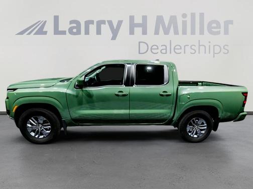 2025 Nissan Frontier SV