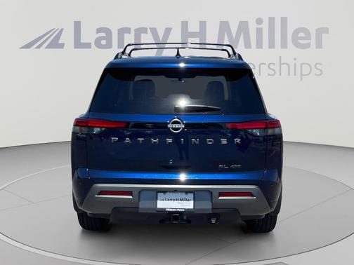 Deep Ocean Blue 2026 Nissan Pathfinder SL