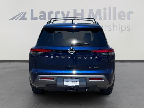Deep Ocean Blue 2026 Nissan Pathfinder SL