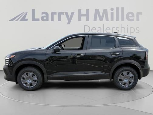 Super Black 2026 Nissan Kicks S