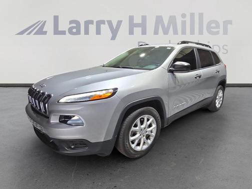 2017 Jeep Cherokee Sport