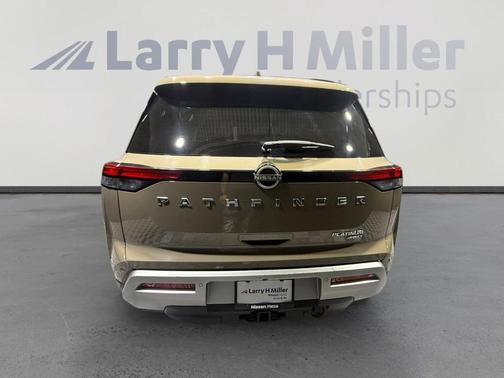 Baja Storm 2024 Nissan Pathfinder Platinum