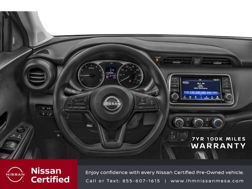 Super Black 2025 Nissan Kicks Play S