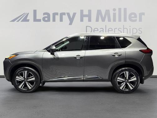 2022 Nissan Rogue SL