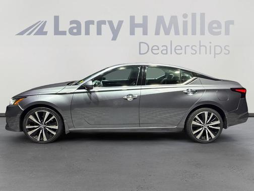 2021 Nissan Altima 2.5 Platinum