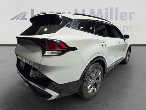 Wolf Gray 2023 Kia Sportage SX