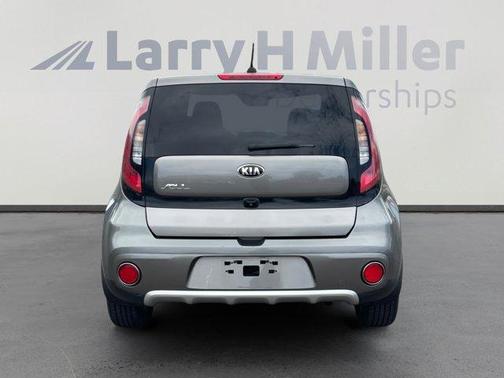 Titanium Gray 2018 Kia Soul +