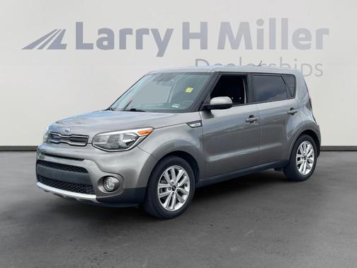 Titanium Gray 2018 Kia Soul +