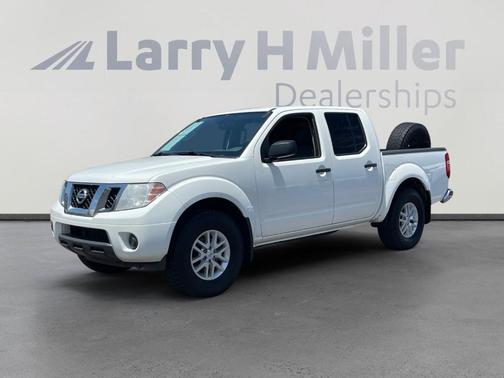 Glacier White 2019 Nissan Frontier SV