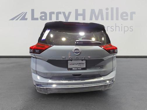 2025 Nissan Rogue Platinum