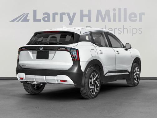 Aspen White Tricoat 2026 Nissan Kicks SV