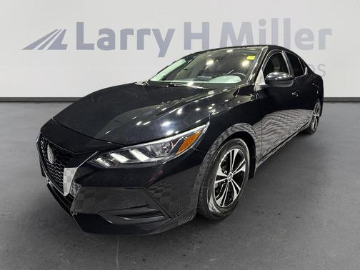 Black 2022 Nissan Sentra SV