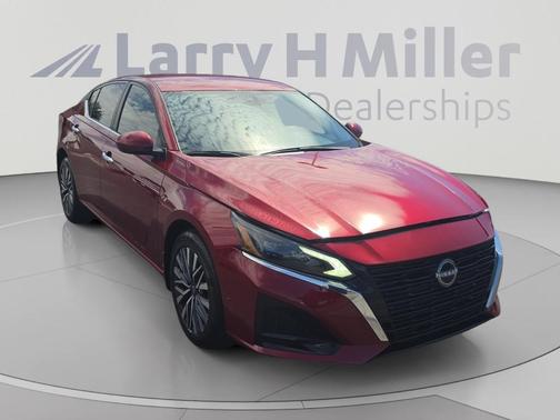 Scarlet Ember 2023 Nissan Altima 2.5 SV