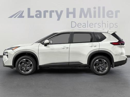Everest White P 2026 Nissan Rogue SV