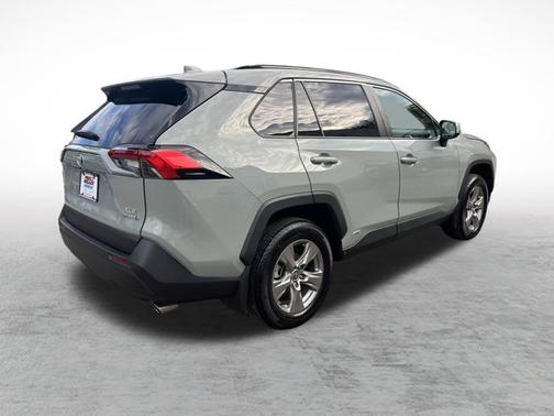 2023 Toyota RAV4 Hybrid XLE