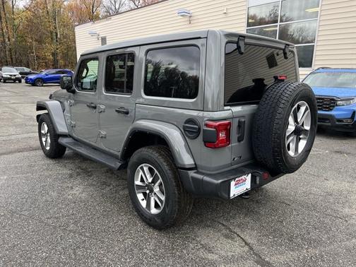2022 Jeep Wrangler Unlimited Sahara
