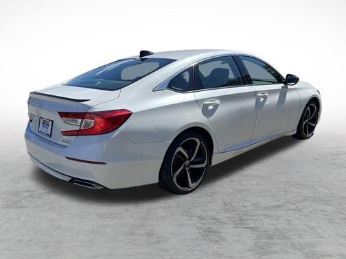 2022 Honda Accord Sport SE