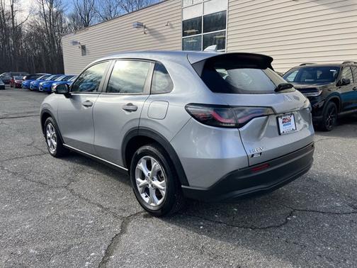 2023 Honda HR-V LX